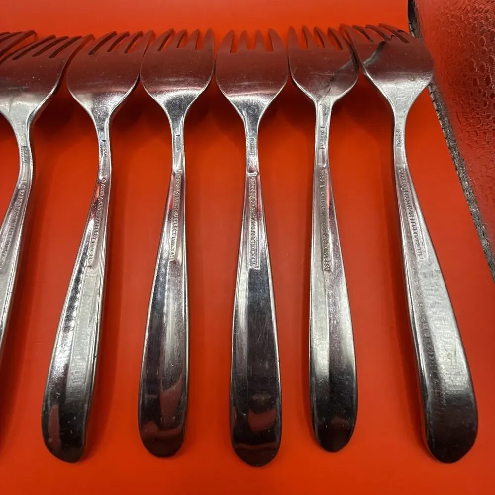 (8) Salad Forks Reed & Barton EDGARTOWN Stainless 6 1/2 in Flatware Replacement